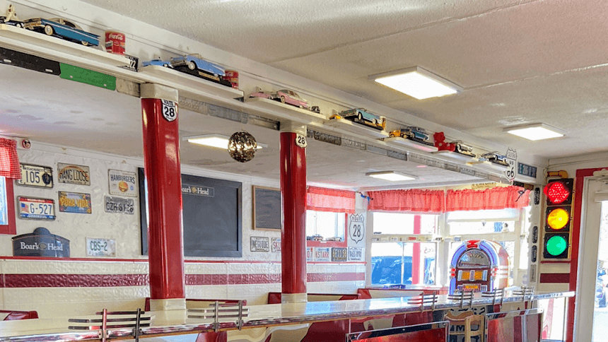 Mac Daddy's Diner Interior